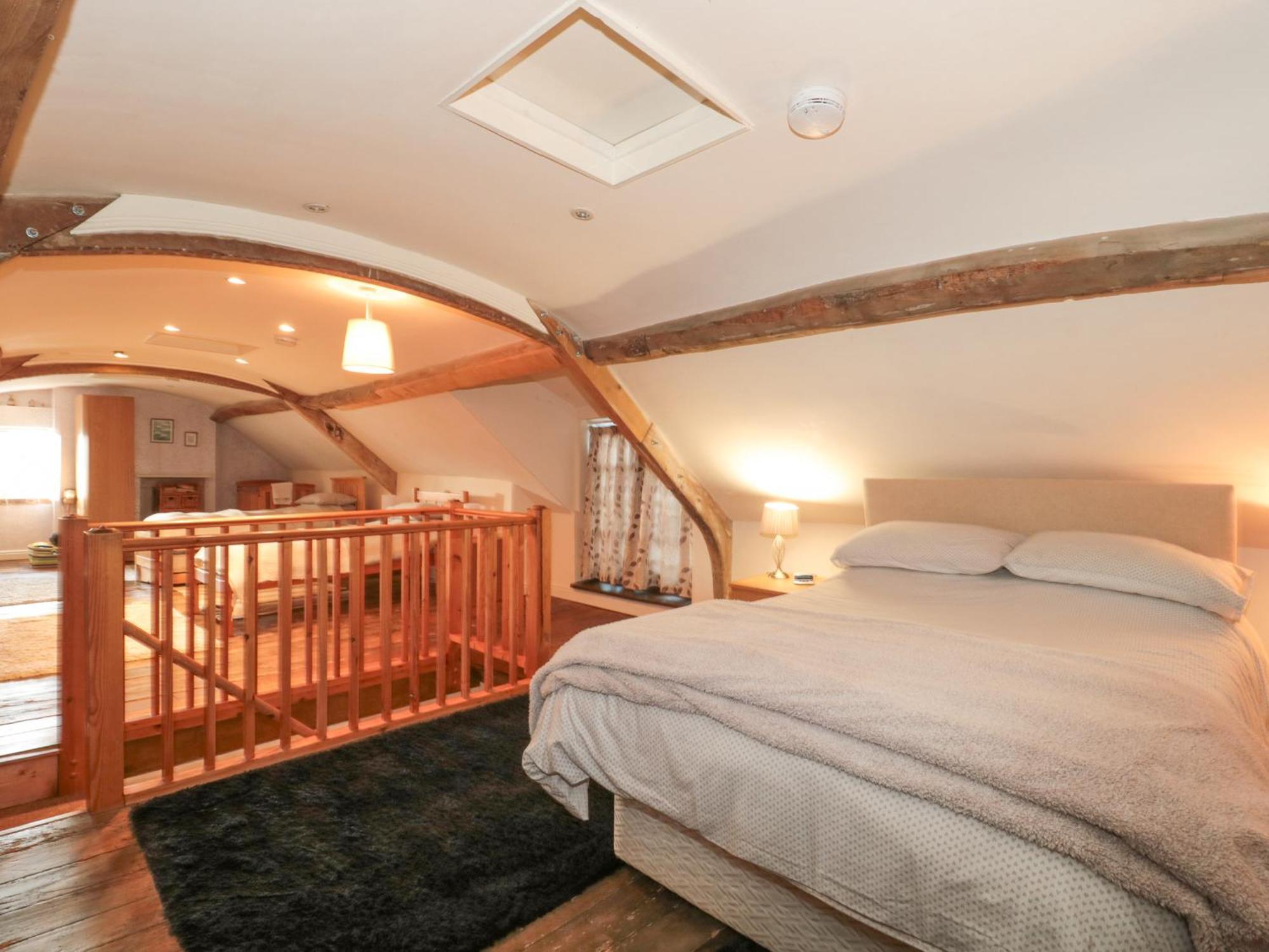 Wards Court 2 Apartment Глостър Екстериор снимка